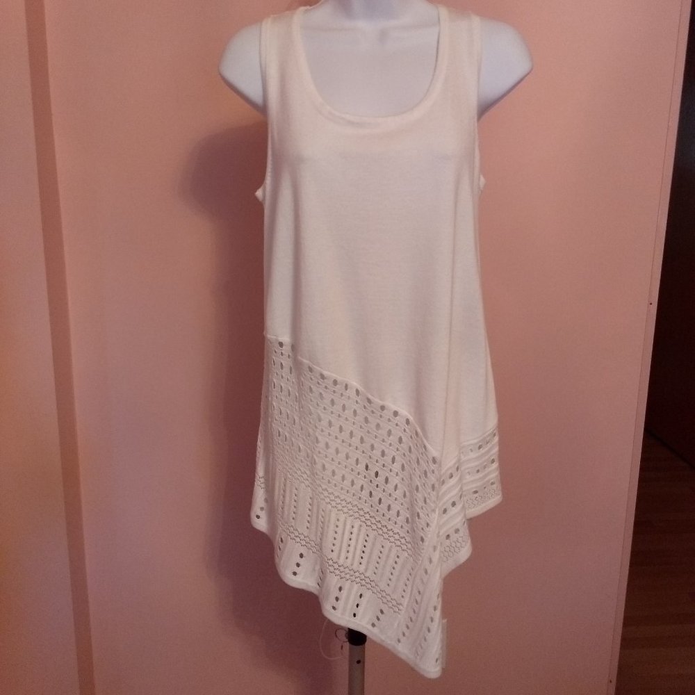NWT Grace Elements Asymmetrical Lace Tunic Best trend 2026